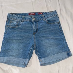 Arizona Jean CO. Junior’s shorts